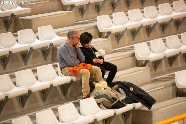 Lluvia de peluches del Santo Domingo Sporting 2025