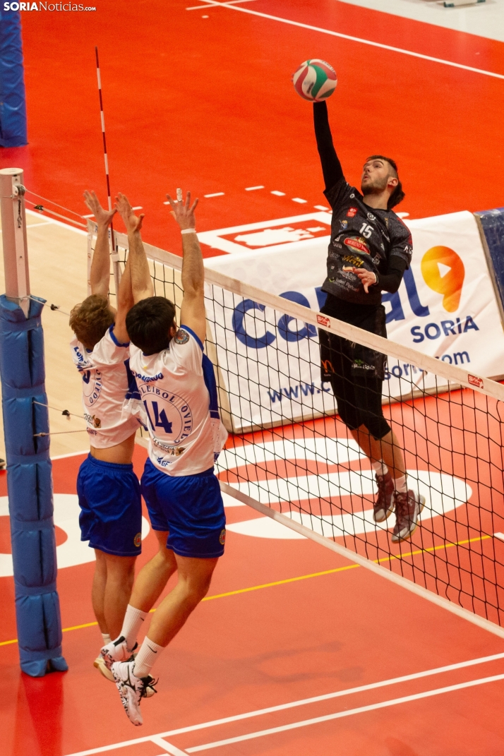 Lluvia de peluches del Santo Domingo Sporting 2025