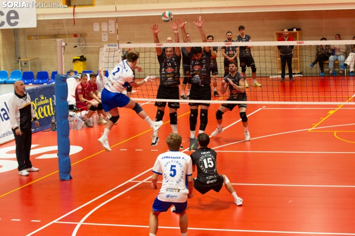 Lluvia de peluches del Santo Domingo Sporting 2025