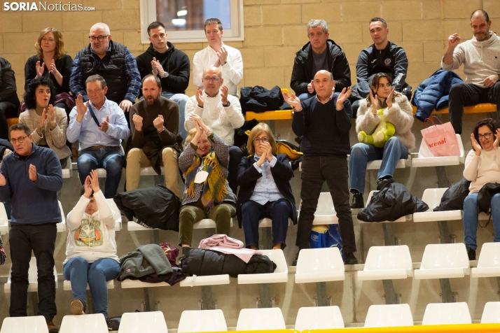 Lluvia de peluches del Santo Domingo Sporting 2025