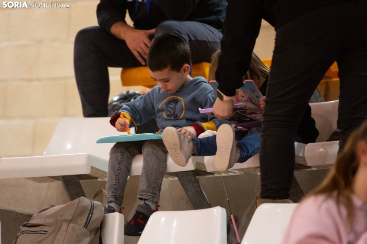 Lluvia de peluches del Santo Domingo Sporting 2025