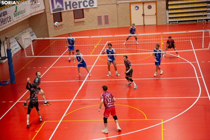 Lluvia de peluches del Santo Domingo Sporting 2025