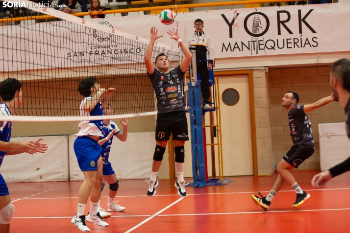 Lluvia de peluches del Santo Domingo Sporting 2025