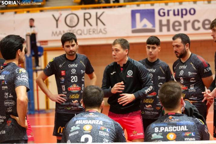 Lluvia de peluches del Santo Domingo Sporting 2025