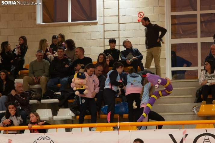 Lluvia de peluches del Santo Domingo Sporting 2025