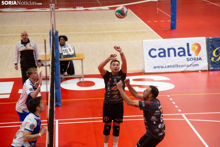 Lluvia de peluches del Santo Domingo Sporting 2025