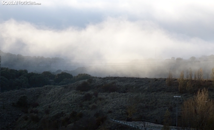 Sábado frío con nieve en las cimas