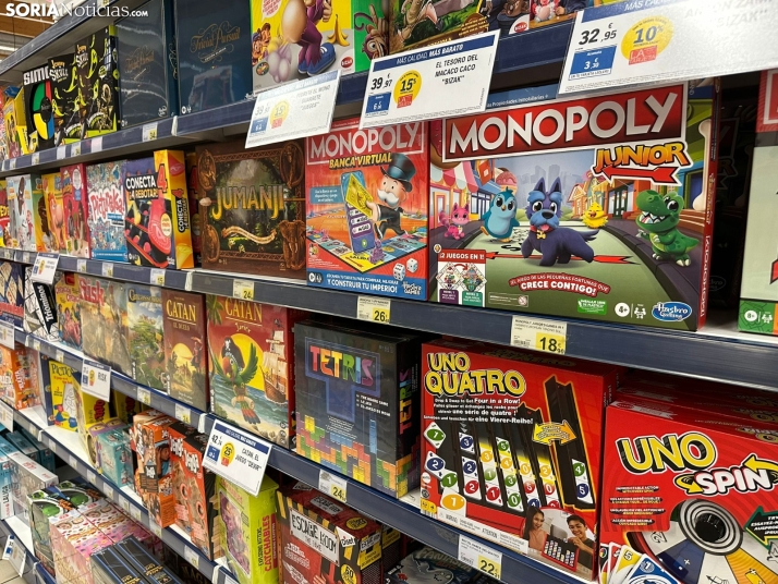 EN IM&Aacute;GENES | La Navidad se apodera de los pasillos de E. Leclerc