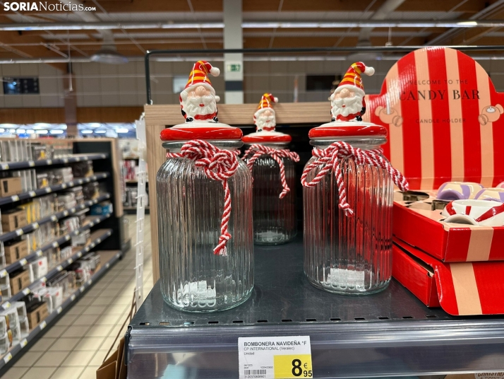 EN IM&Aacute;GENES | La Navidad se apodera de los pasillos de E. Leclerc