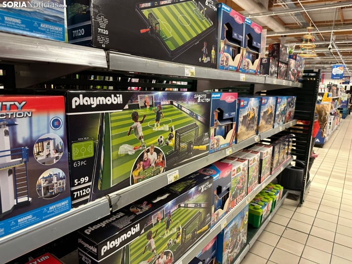 EN IM&Aacute;GENES | La Navidad se apodera de los pasillos de E. Leclerc