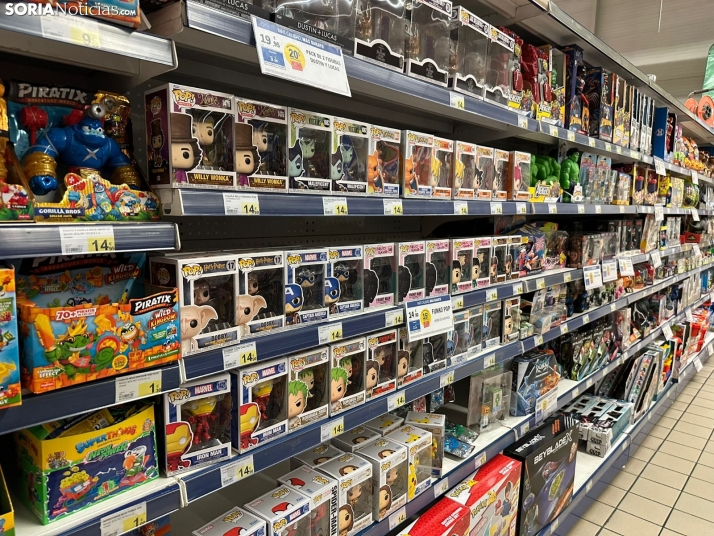 EN IM&Aacute;GENES | La Navidad se apodera de los pasillos de E. Leclerc