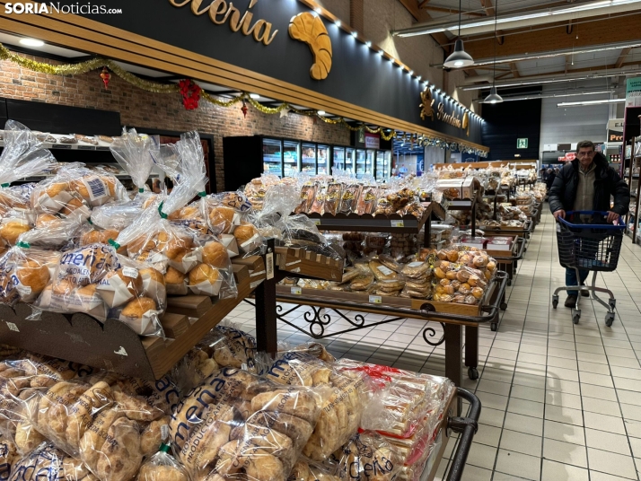 EN IM&Aacute;GENES | La Navidad se apodera de los pasillos de E. Leclerc