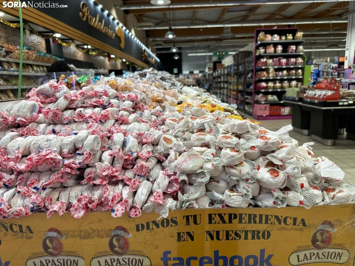 EN IM&Aacute;GENES | La Navidad se apodera de los pasillos de E. Leclerc