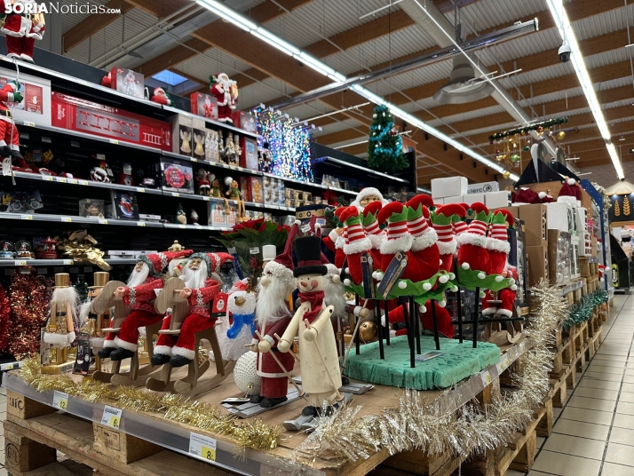 EN IM&Aacute;GENES | La Navidad se apodera de los pasillos de E. Leclerc