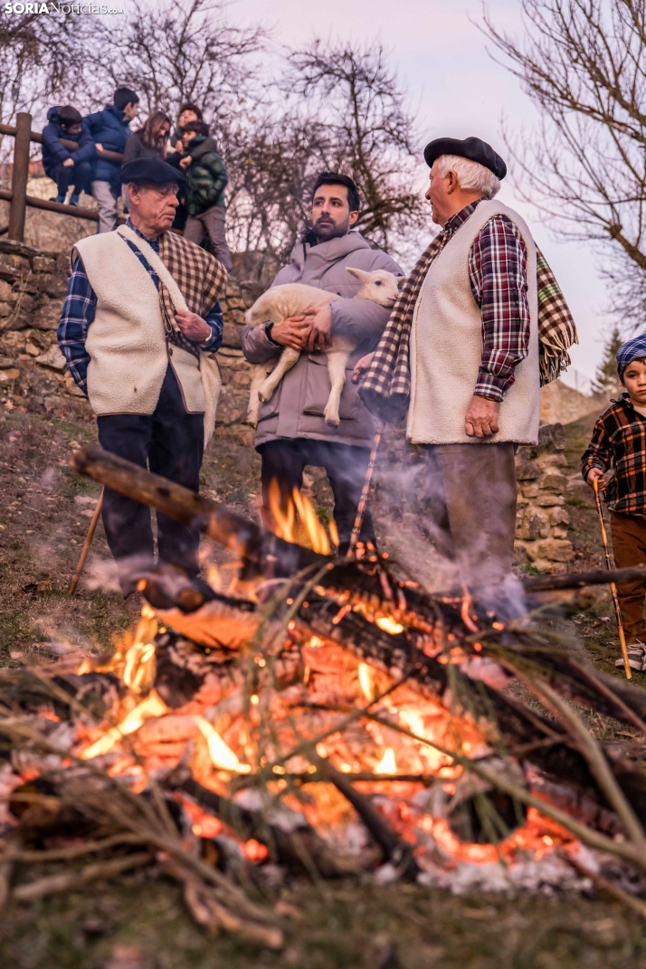 Belén Viviente de Oncala 2025./ Viksar Fotografía