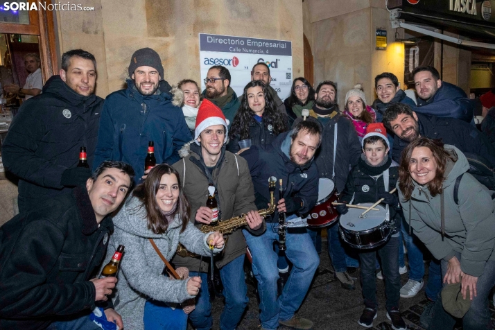 Champanada Nochevieja 2025./ Viksar Fotografía