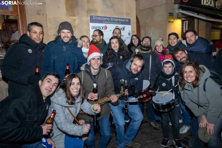Champanada Nochevieja 2025./ Viksar Fotografía