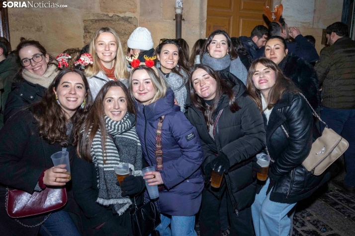 Champanada Nochevieja 2025./ Viksar Fotografía