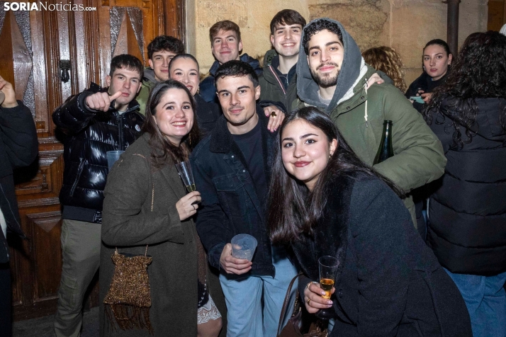 Champanada Nochevieja 2025./ Viksar Fotografía