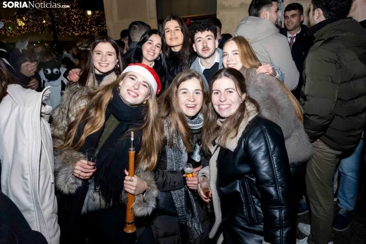 Champanada Nochevieja 2025./ Viksar Fotografía