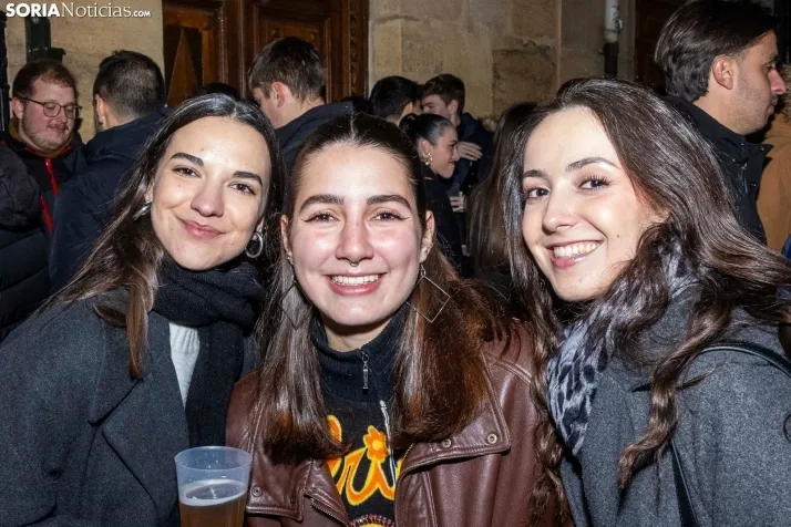 Champanada Nochevieja 2025./ Viksar Fotografía