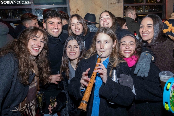 Champanada Nochevieja 2025./ Viksar Fotografía