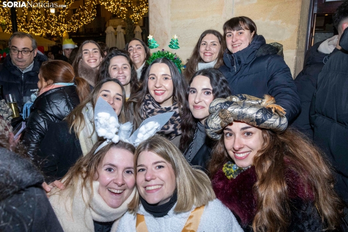 Champanada Nochevieja 2025./ Viksar Fotografía