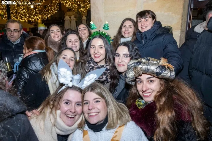 Champanada Nochevieja 2025./ Viksar Fotografía