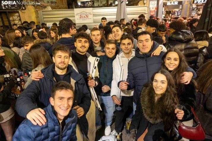 Champanada Nochevieja 2025./ Viksar Fotografía