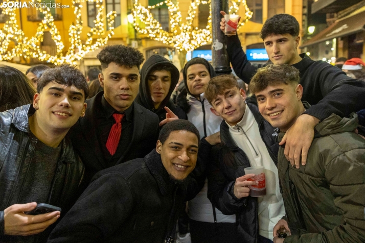 Champanada Nochevieja 2025./ Viksar Fotografía