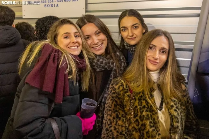 Champanada Nochevieja 2025./ Viksar Fotografía