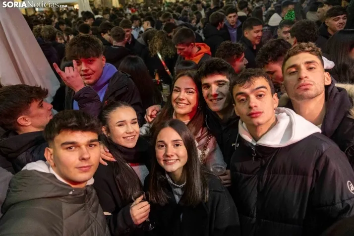 Champanada Nochevieja 2025./ Viksar Fotografía