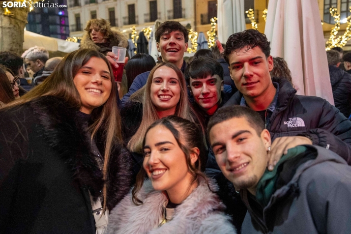 Champanada Nochevieja 2025./ Viksar Fotografía