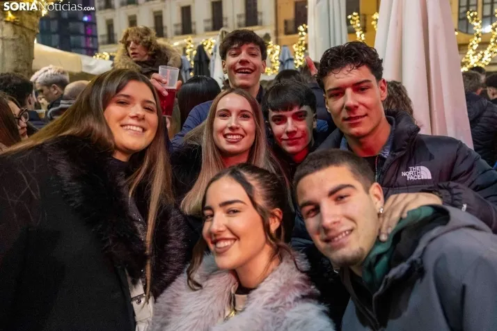 Champanada Nochevieja 2025./ Viksar Fotografía