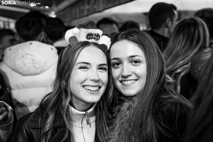 Champanada Nochevieja 2025./ Viksar Fotografía
