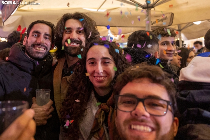 Champanada Nochevieja 2025./ Viksar Fotografía