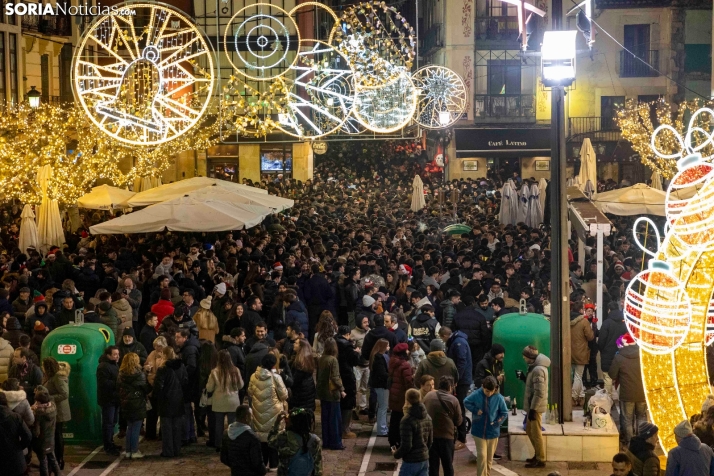 Champanada Nochevieja 2025./ Viksar Fotografía