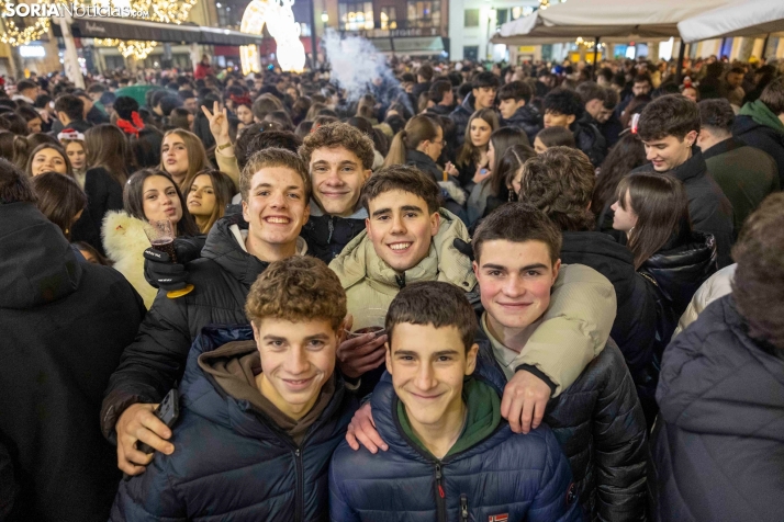 Champanada Nochevieja 2025./ Viksar Fotografía