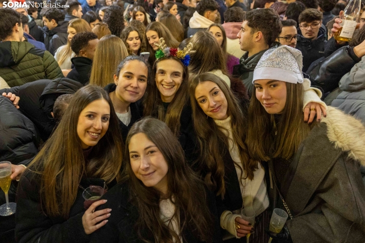 Champanada Nochevieja 2025./ Viksar Fotografía