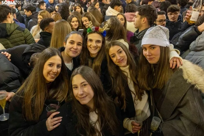 Champanada Nochevieja 2025./ Viksar Fotografía