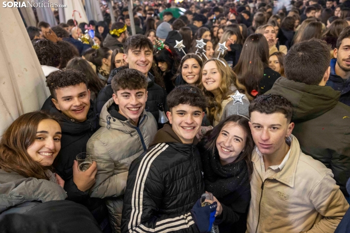 Champanada Nochevieja 2025./ Viksar Fotografía