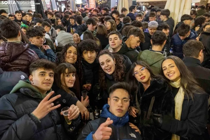 Champanada Nochevieja 2025./ Viksar Fotografía