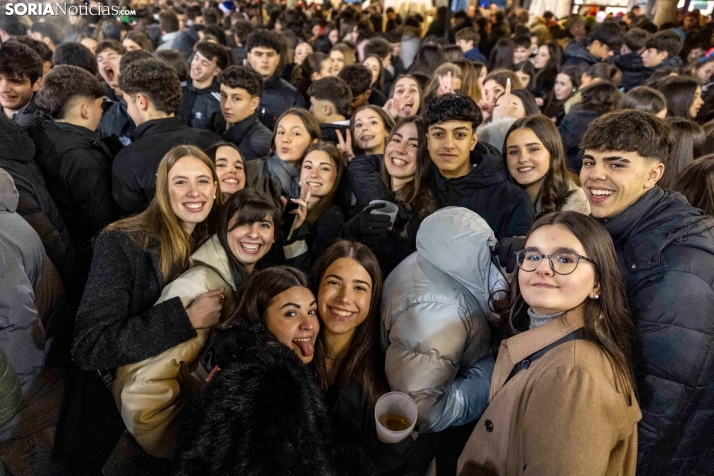 Champanada Nochevieja 2025./ Viksar Fotografía