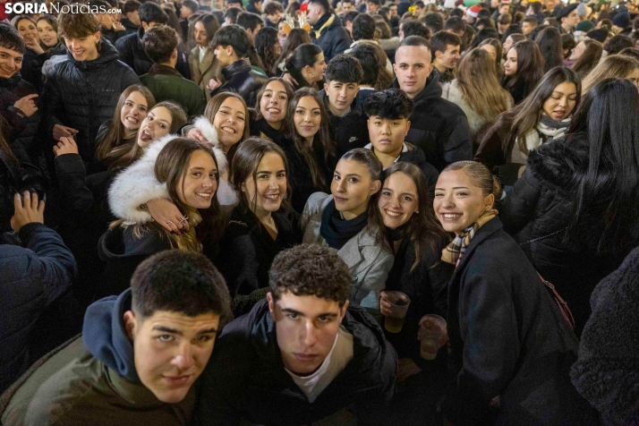 Champanada Nochevieja 2025./ Viksar Fotografía