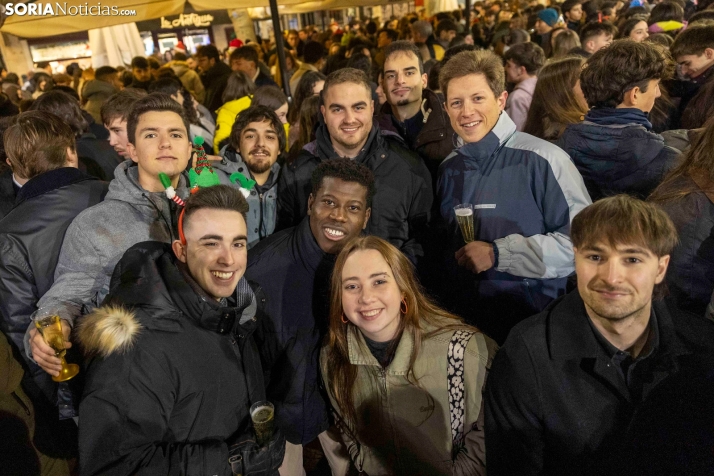 Champanada Nochevieja 2025./ Viksar Fotografía