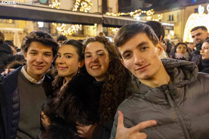 Champanada Nochevieja 2025./ Viksar Fotografía