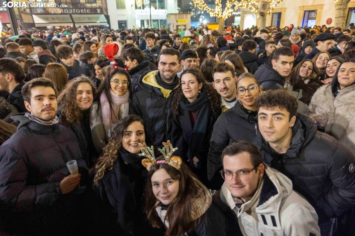 Champanada Nochevieja 2025./ Viksar Fotografía