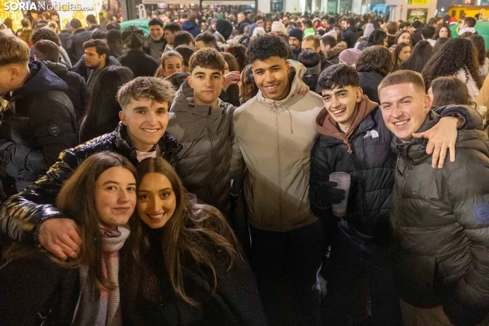 Champanada Nochevieja 2025./ Viksar Fotografía