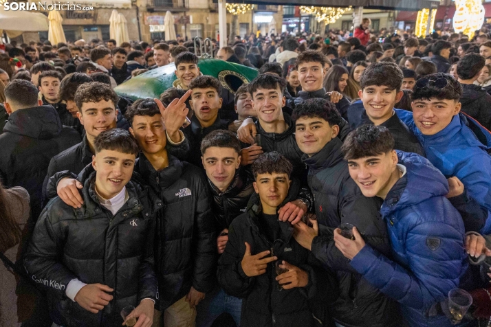 Champanada Nochevieja 2025./ Viksar Fotografía