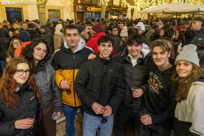 Champanada Nochevieja 2025./ Viksar Fotografía